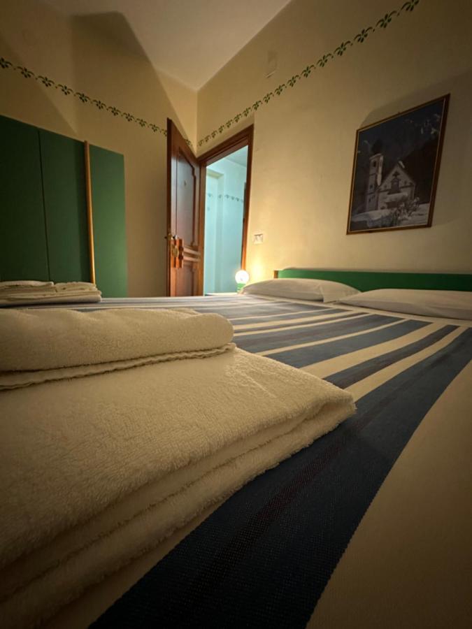 Hotel Atena Cirò Marina Buitenkant foto