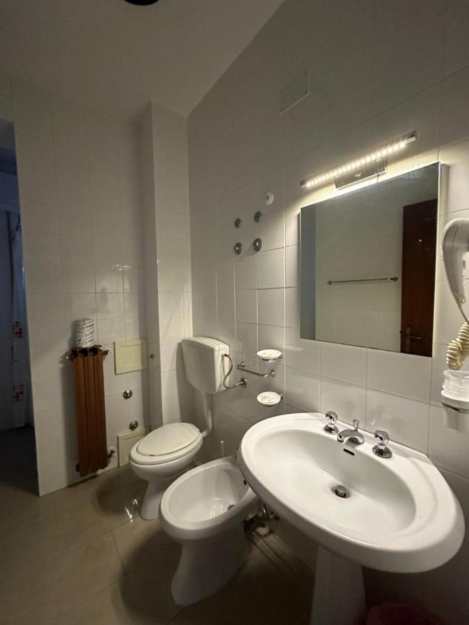 Hotel Atena Cirò Marina Buitenkant foto