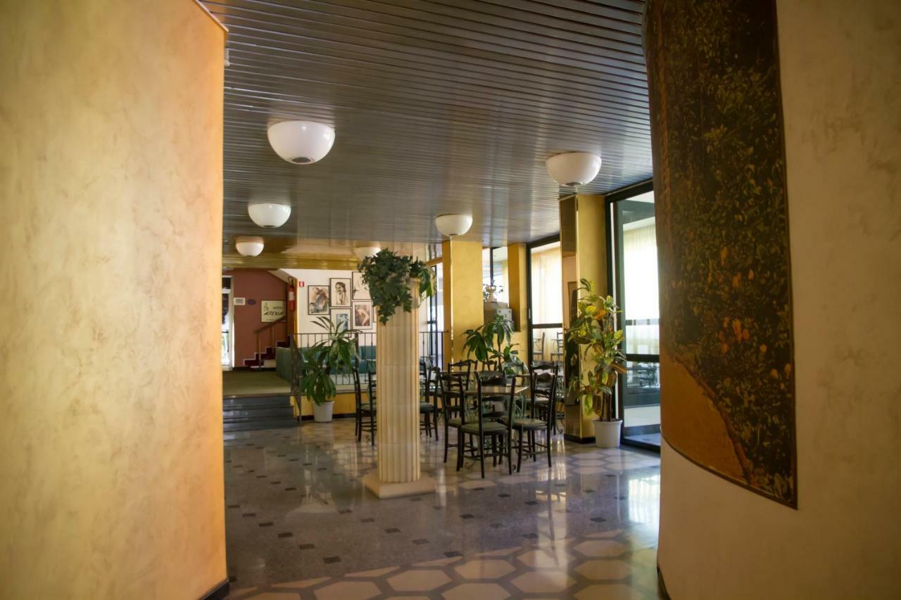 Hotel Atena Cirò Marina Buitenkant foto